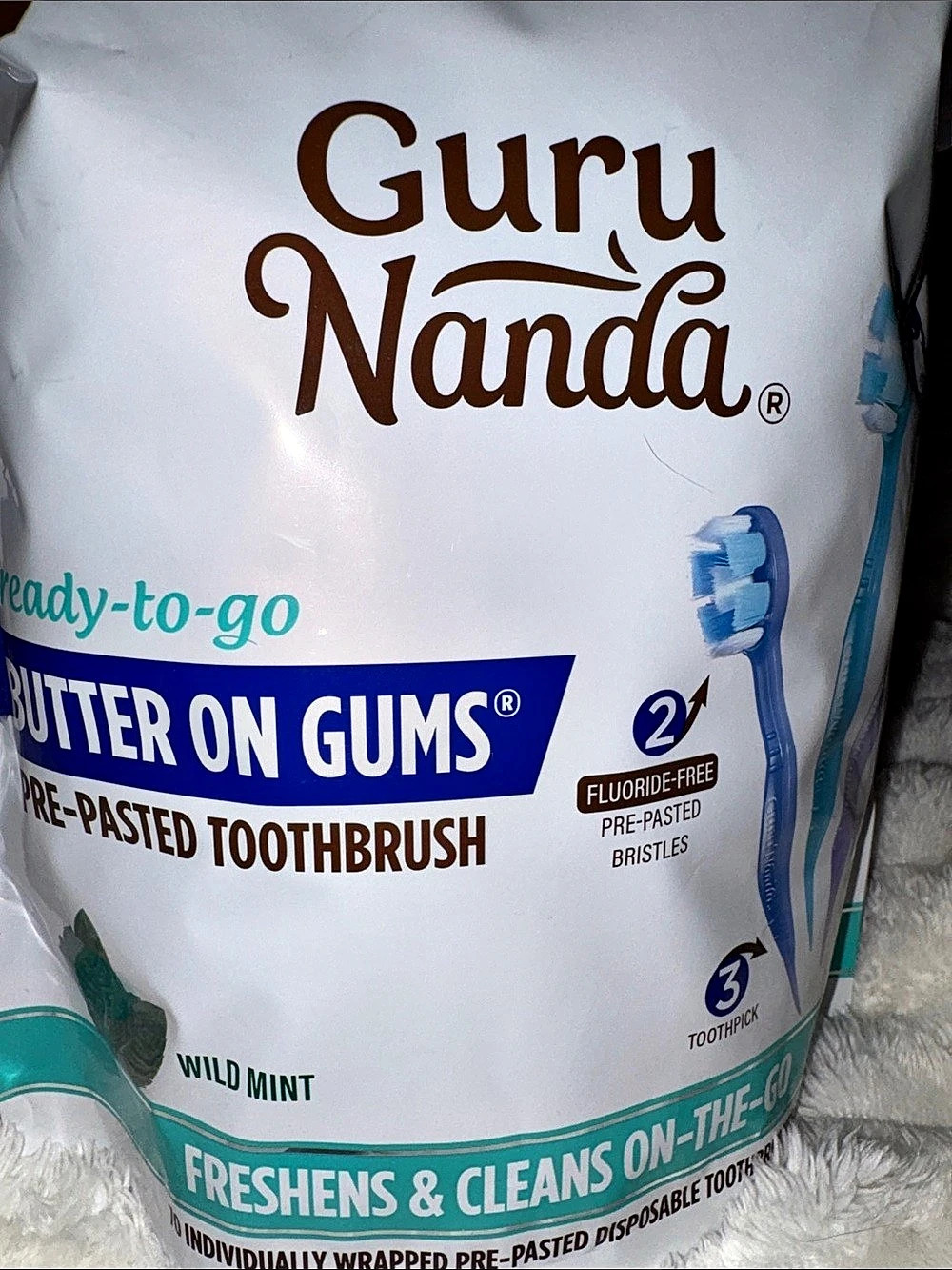 GuruNanda Butter On Gums Pre-Pasted Toothbrush White & Blue 10 pack all pre pack